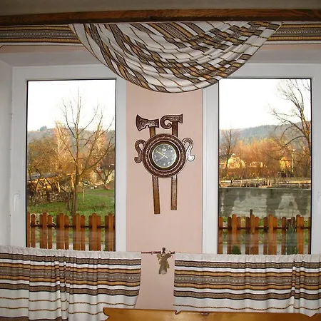 артгір гостинний двір 3* Mykulytjyn