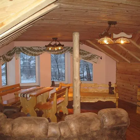 артгір гостинний двір 3* Mykulychyn