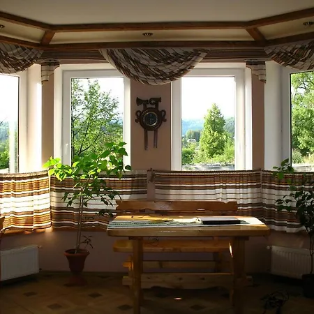 артгір гостинний двір Mykulychyn