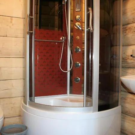 Guest house артгір гостинний двір Mykulychyn