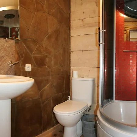 Guest house артгір гостинний двір *