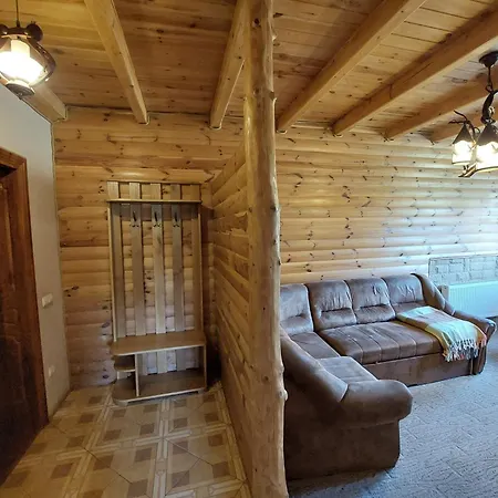 артгір гостинний двір Mykulytschyn