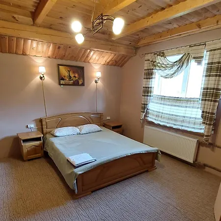 Guest house артгір гостинний двір *