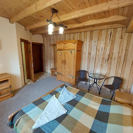 артгір гостинний двір 3* Mykulytschyn