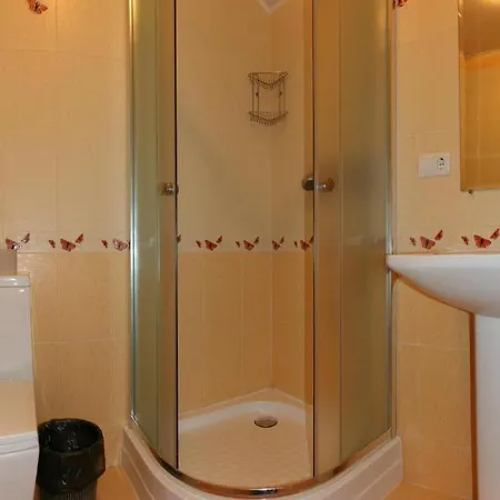 артгір гостинний двір